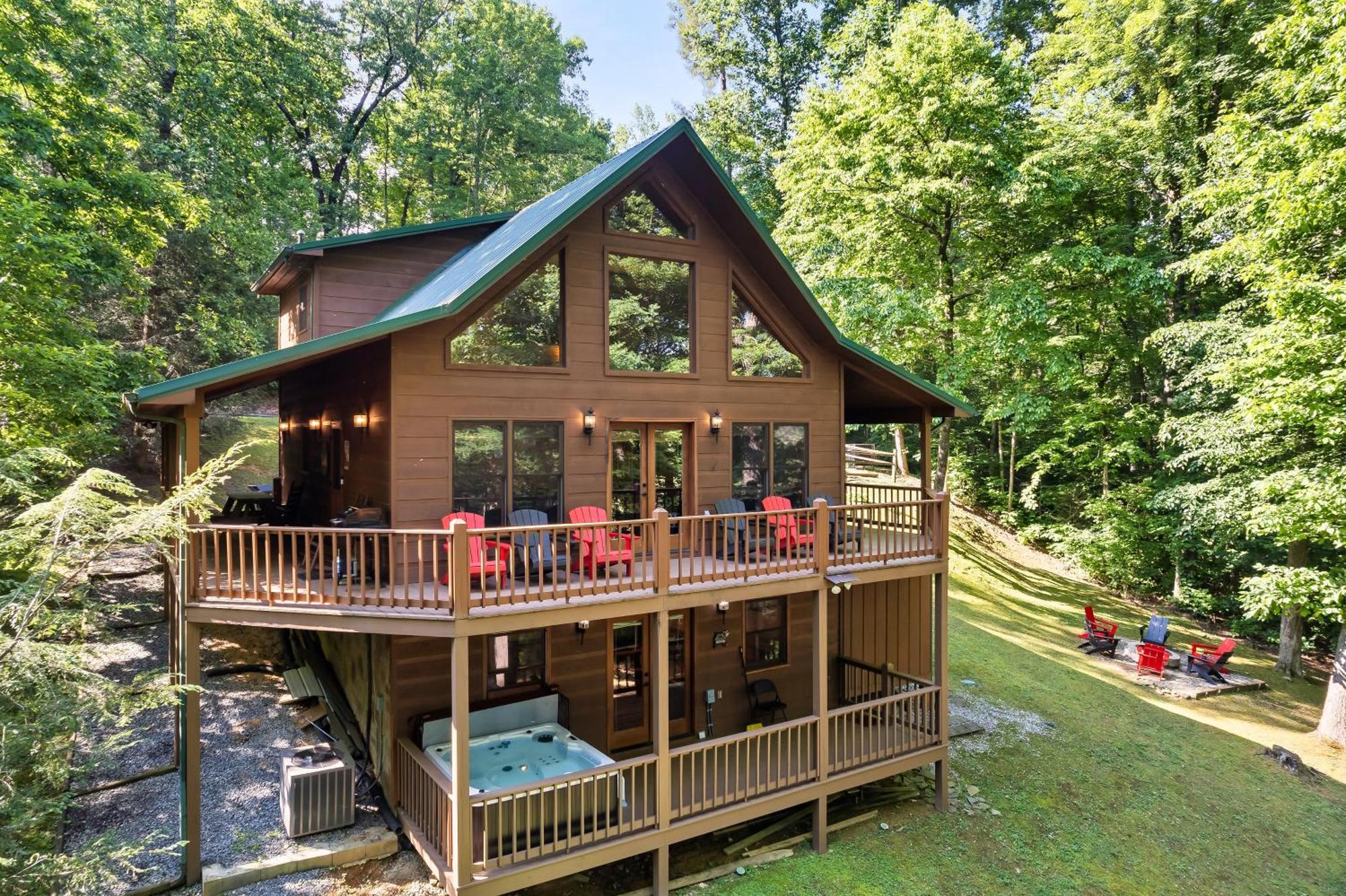 Peaceful Family Cabin With Hot Tub, Game Room, & More! Sevierville Ngoại thất bức ảnh