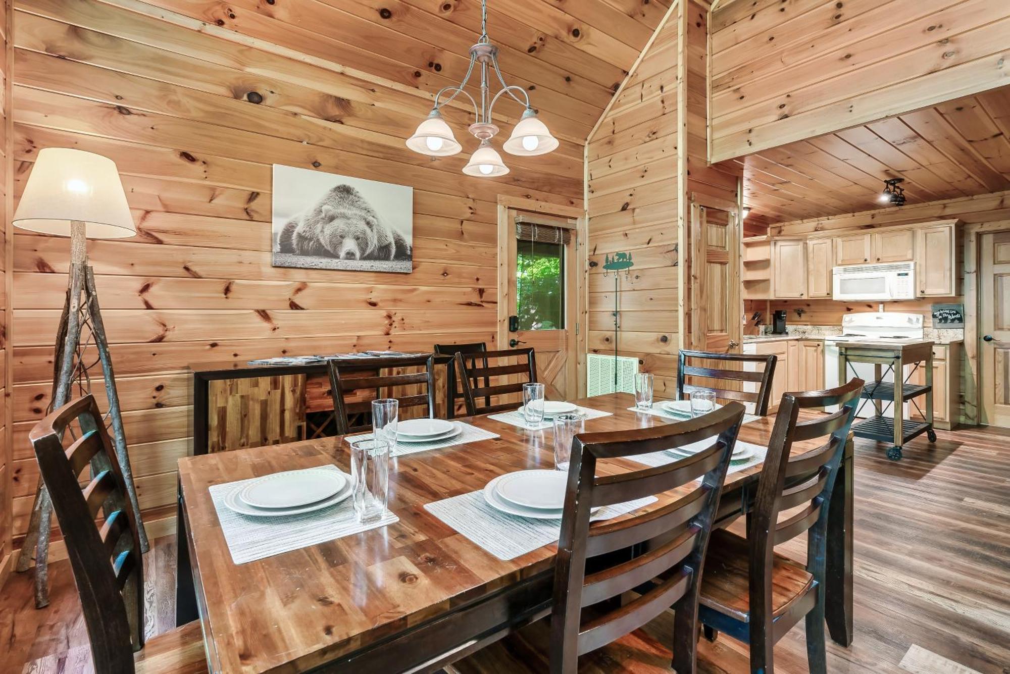 Peaceful Family Cabin With Hot Tub, Game Room, & More! Sevierville Ngoại thất bức ảnh